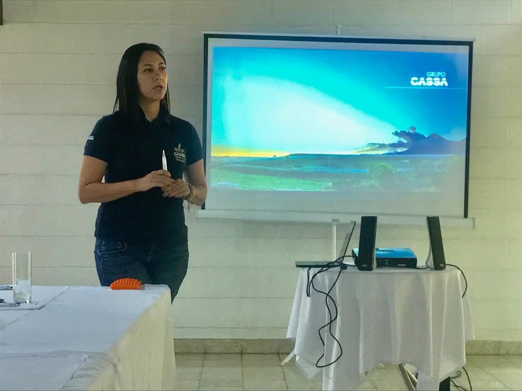 Reunión del Comité de Formación Técnico y Profesional del sector azucarero y Fomilenio en Ingenio Central Izalco
