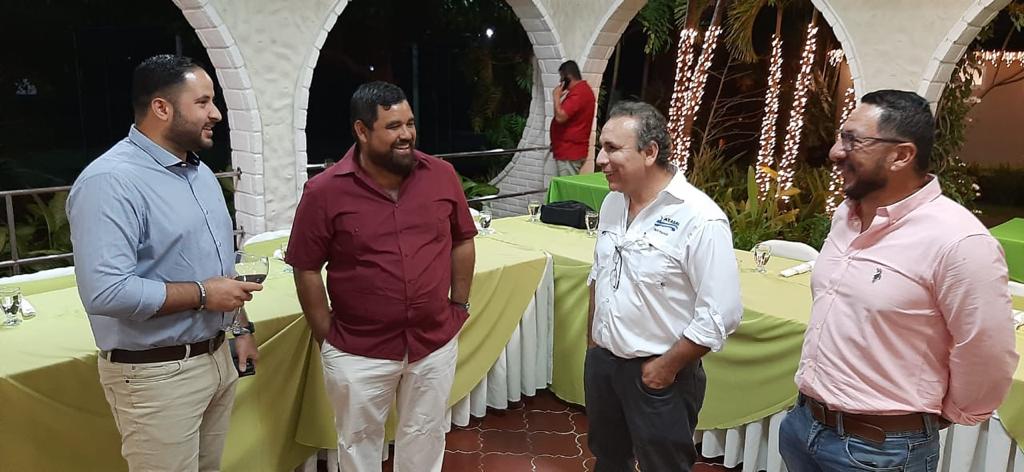 Convivio navideño con proveedores de la industria azucarera
